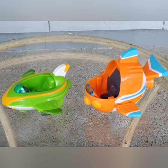 Hasbro Top Wing Vehicles And Other Figures Lot, 4 Figurines, 2 Vehicles Included - Picture 7 of 14